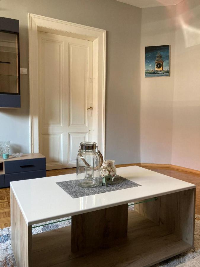 Apartment Dunja Center Welcome ノヴィ・サド エクステリア 写真